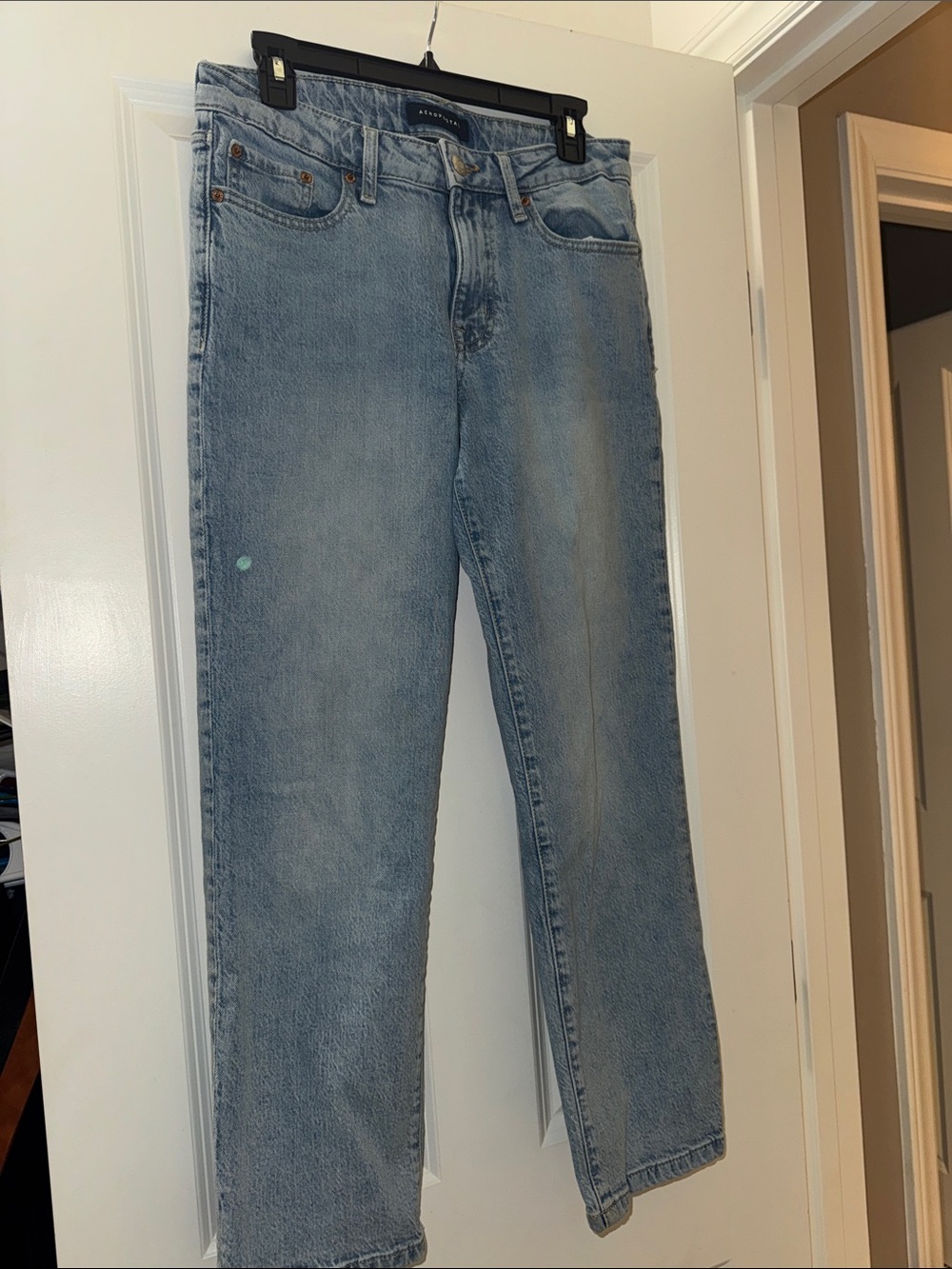 Aeropostale mid rise ankle straight Light Wash Women’s Straight-Leg Jeans